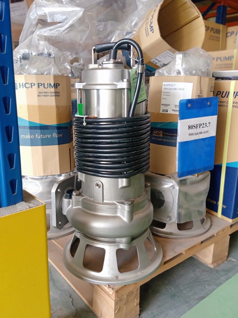 dai ly ban may bom chim inox hcp tai Hanoi Saigon