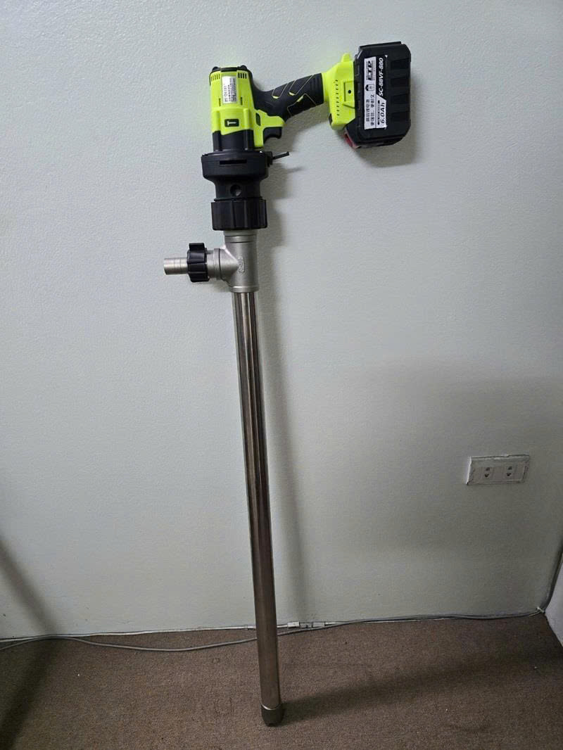 Địa chỉ bán máy bơm hóa chất thùng phuy inox dùng pin tại Hà Nội HCM