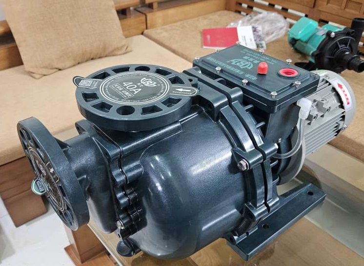 Địa chỉ b&aacute;n m&aacute;y bơm h&oacute;a chất tự mồi tại H&agrave; Nội HCM