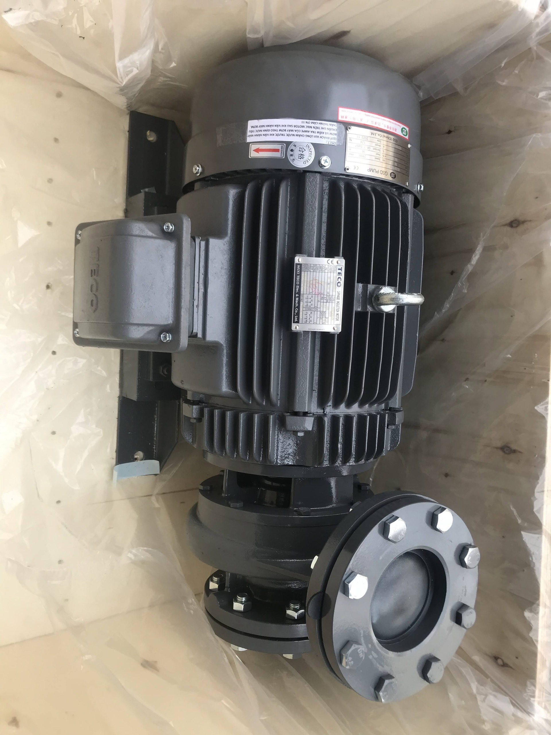 dia chi ban may bom ly tam cong nghiep Teco tai Hanoi Saigon