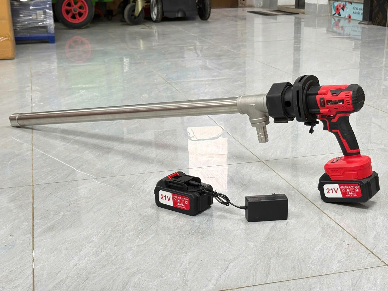 đại lý bán máy bơm dầu hóa chất thùng phuy chạy pin