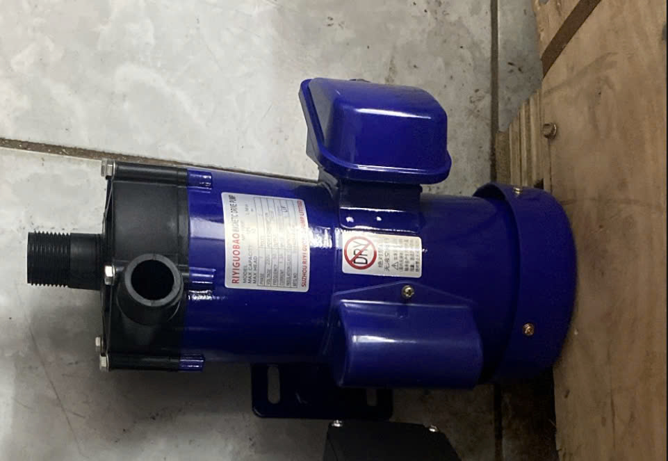 dia chi ban may bom hoa chat MP-100R