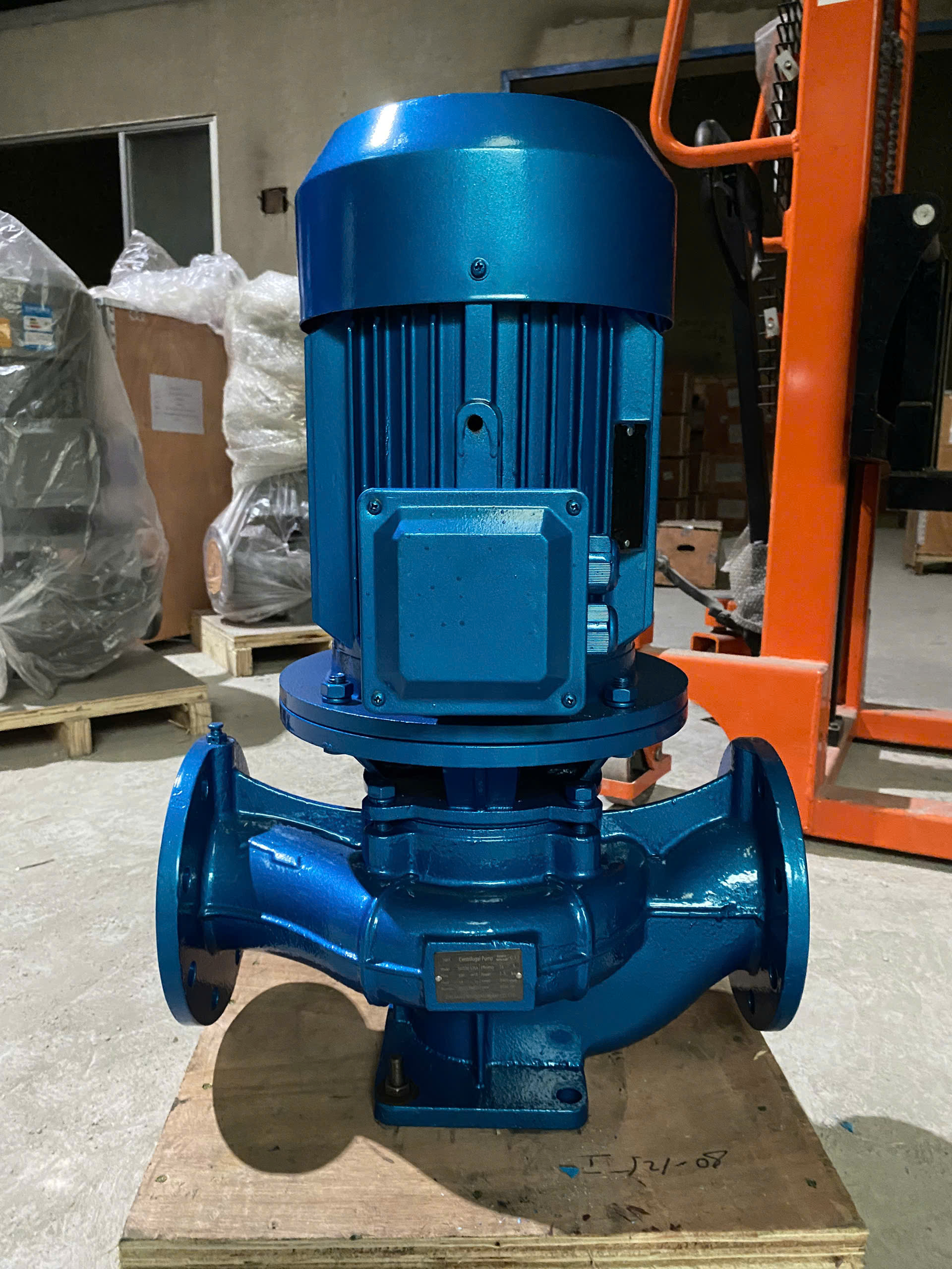 Địa chỉ b&aacute;n m&aacute;y bơm trục đứng Inline ISG tại H&agrave; Nội HCM